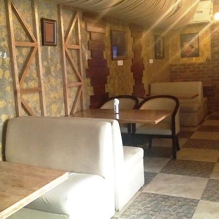The White Klove Nueva Delhi Exterior foto