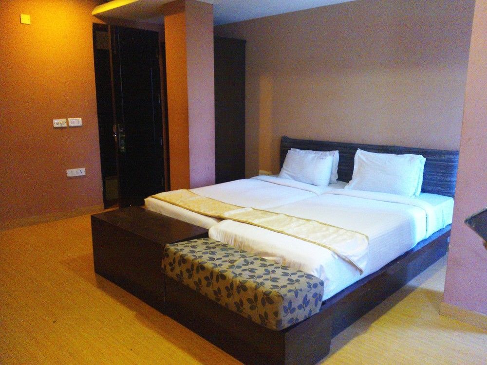 The White Klove Nueva Delhi Exterior foto