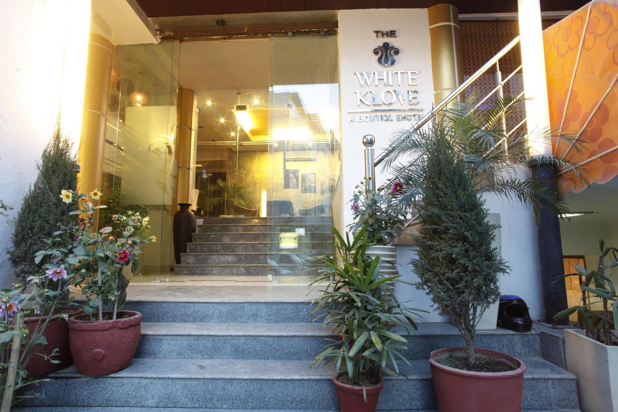 The White Klove Nueva Delhi Exterior foto